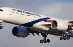 Zwei Flugzeuge mit Hunderten vermissten Bauarbeitern in einer Entfernung von 14 Fuß