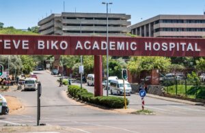 Die Untersuchung gegen Steve Biko wird wieder aufgenommen, als zwei Ex-Polizisten Prozesskostenhilfe fordern, um ihre Unschuld zu beteuern