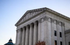 Oberster Gerichtshof entscheidet zugunsten von Trumps Anti-Transport-Pass-Politik