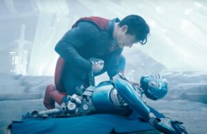 Sehen Sie, wie David Corenswet weint und lacht, als Alan Tudyk eine A+-Superman-Zeile improvisiert