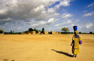 Nach Angaben der Behörden wird ein TikTok-Influencer, der Videos zur Unterstützung des Militärs gepostet hat, in Mali öffentlich von bewaffneten Männern hingerichtet