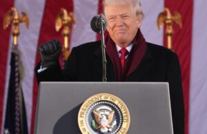 Die Republikaner legen eine Siegesrunde hin, während sich das Repräsentantenhaus versammelt, um den Shutdown zu beenden