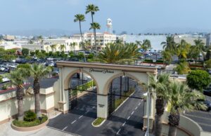 Paramount entlässt weitere 1.600 Mitarbeiter, während das Team von David Ellison eingreift