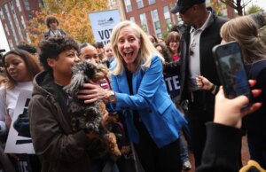 Wer hat das Rennen um den Gouverneur von Virginia gewonnen? Abigail Spanberger wird die erste Gouverneurin sein